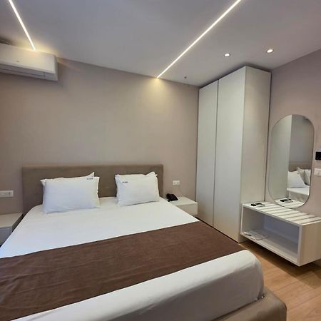 Orik Hotel & Spa Radhimë Esterno foto