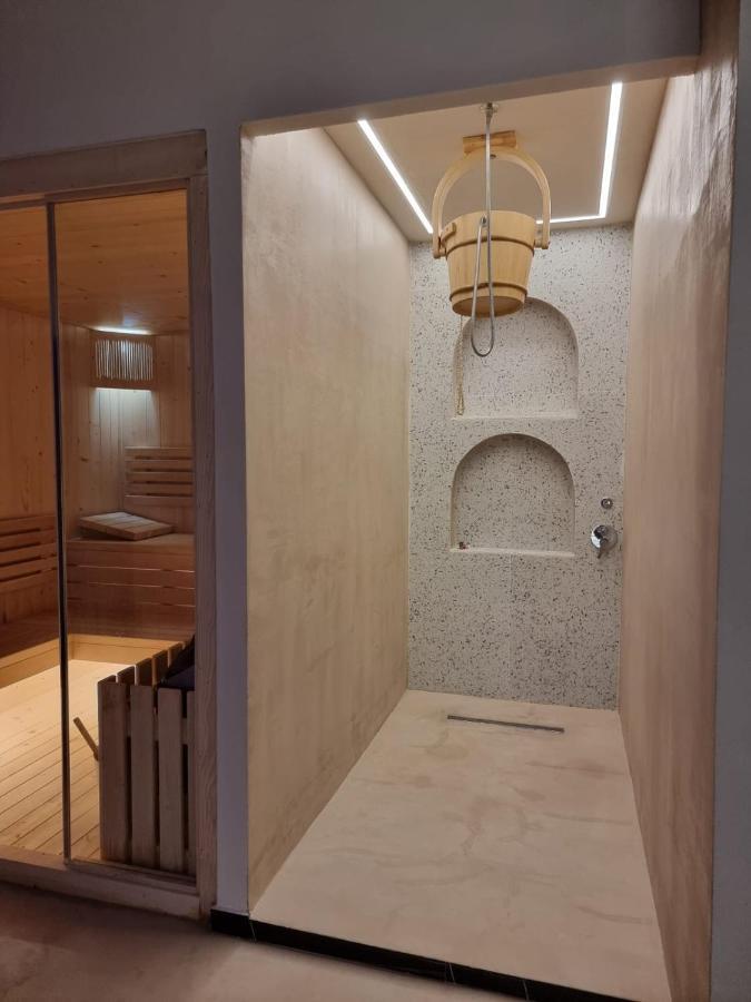 Orik Hotel & Spa Radhimë Esterno foto