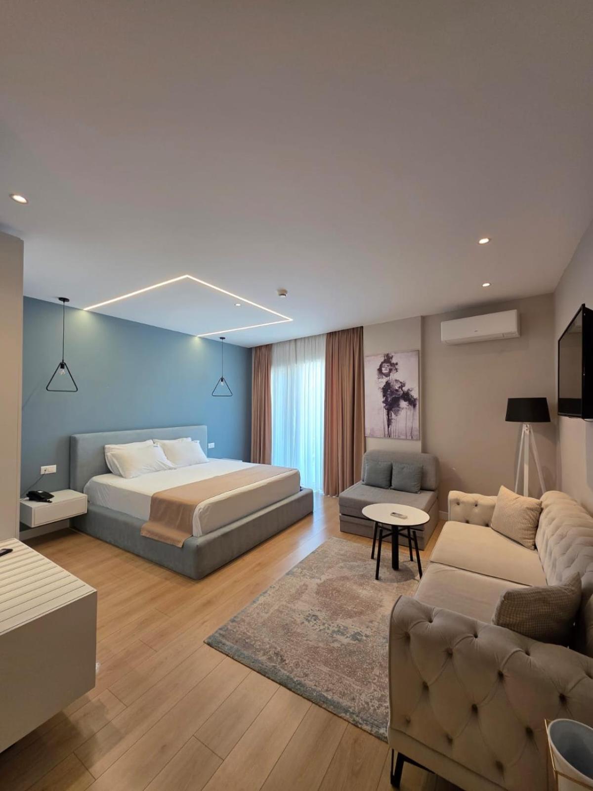 Orik Hotel & Spa Radhimë Esterno foto